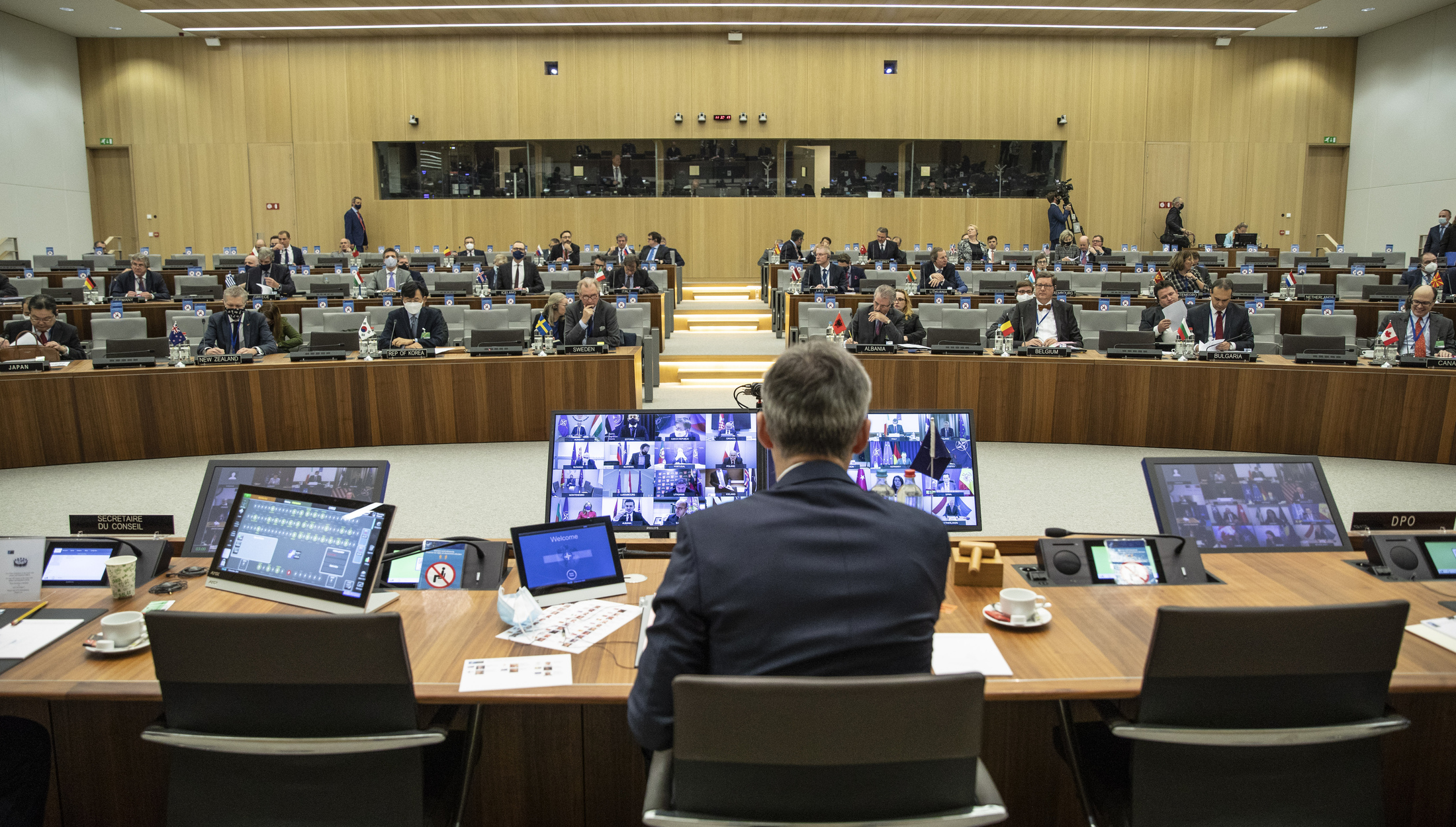 NATO külügyminiszteri videókonferencia dec1-2