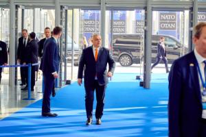 Rendkívüli NATO-állam-és kormányfői találkozó